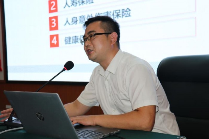 2019年铜仁经济总量_97年铜仁幼专大二美女