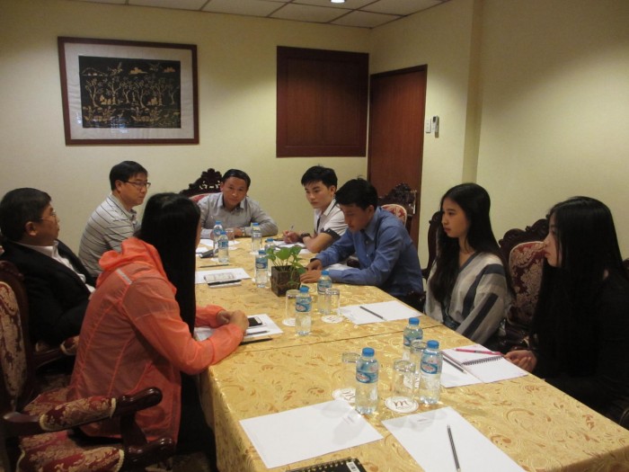 5. 老挝毕业学生就业跟踪座谈会.JPG