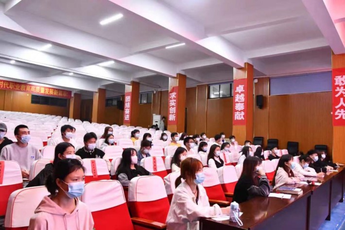 微信图片_20220515191622.jpg