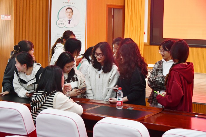 会议3.jpg