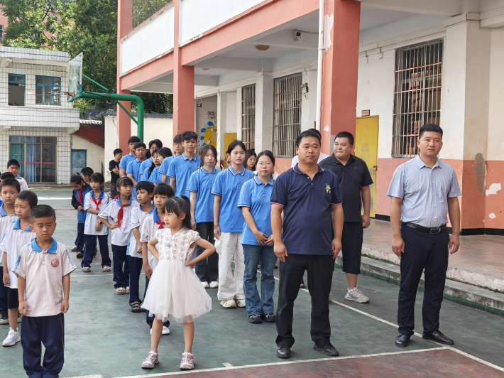 匠心社区蒲公英志愿服务实践队1.png