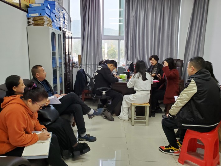531ccad413ad79f0e912ef123614bf9.jpg