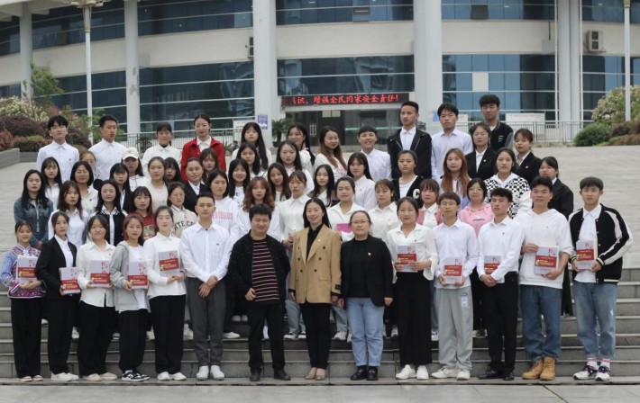 微信图片_20220415154155.jpg
