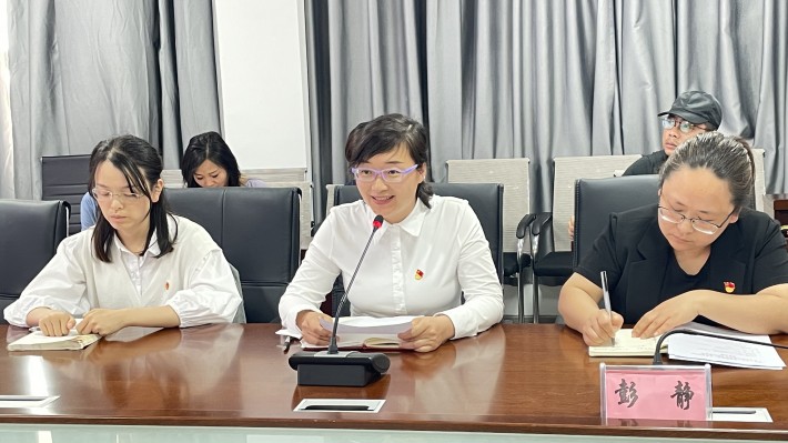 0506五美大学生座谈会8.jpg