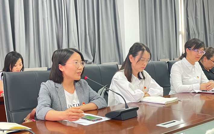 0506五美大学生座谈会7.jpg