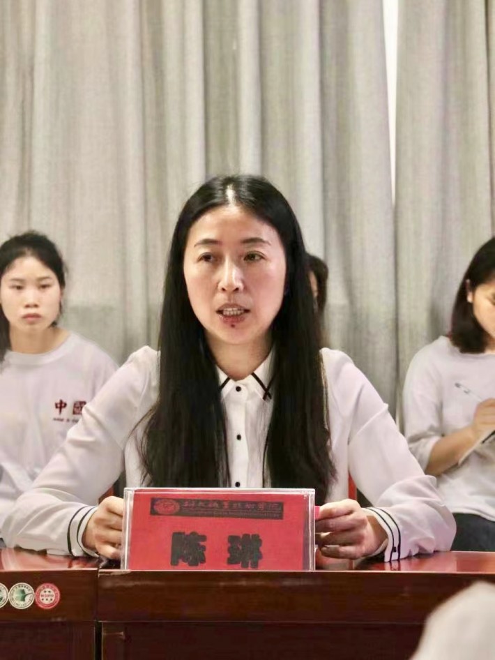 0506五美大学生座谈会20.jpg