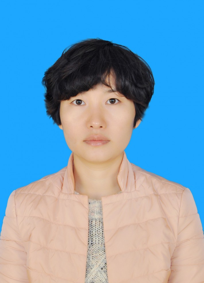 杨琳  副教授