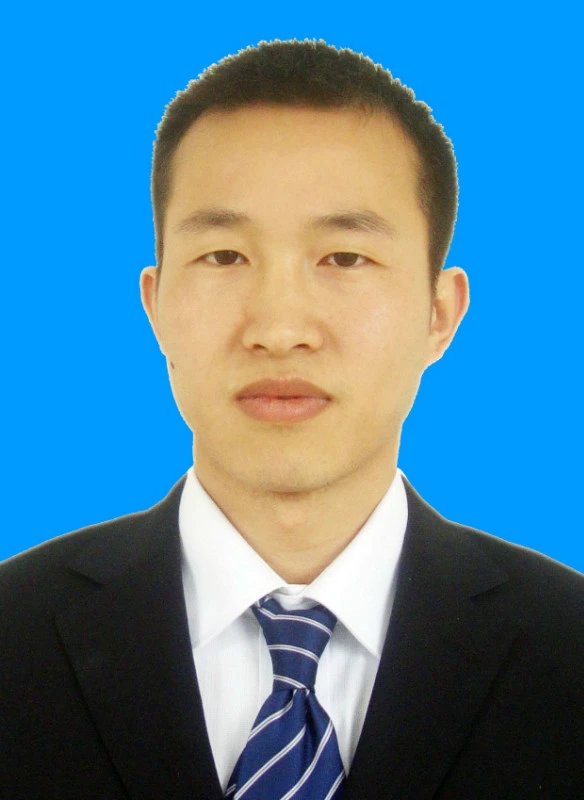 龙根炳  副教授