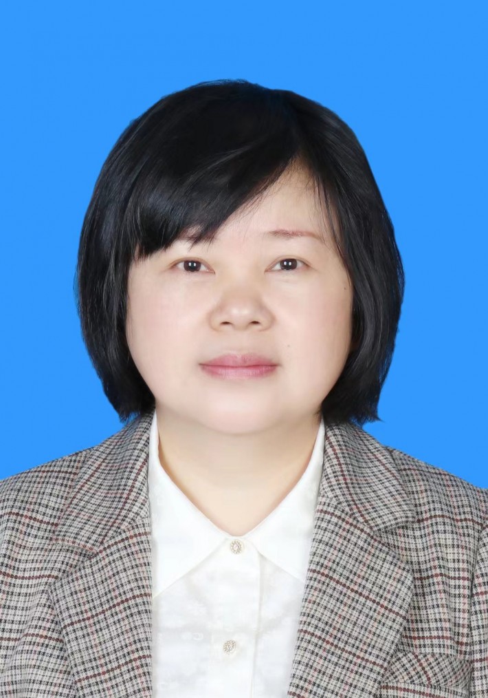 陈海英  高级实验师