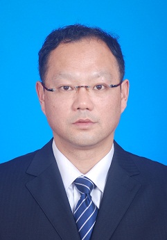黄静