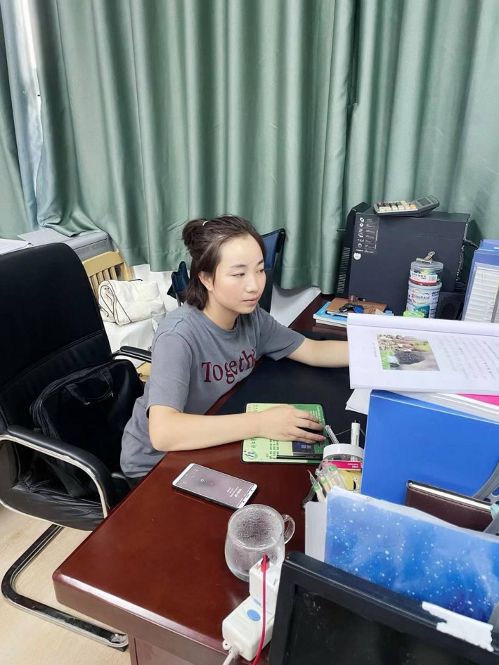 杨新琴