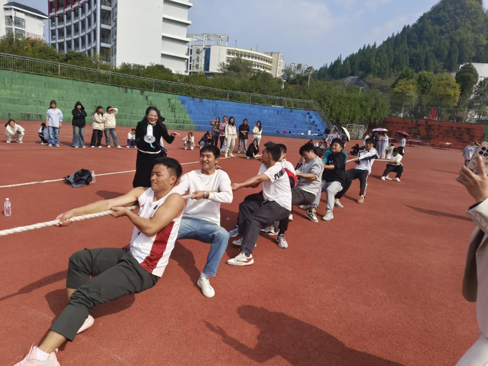 大学生“三长”干部队伍建设成果 ——以“三全育