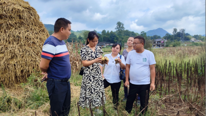 铜仁职业技术大学科技特派员组团进基地 助...