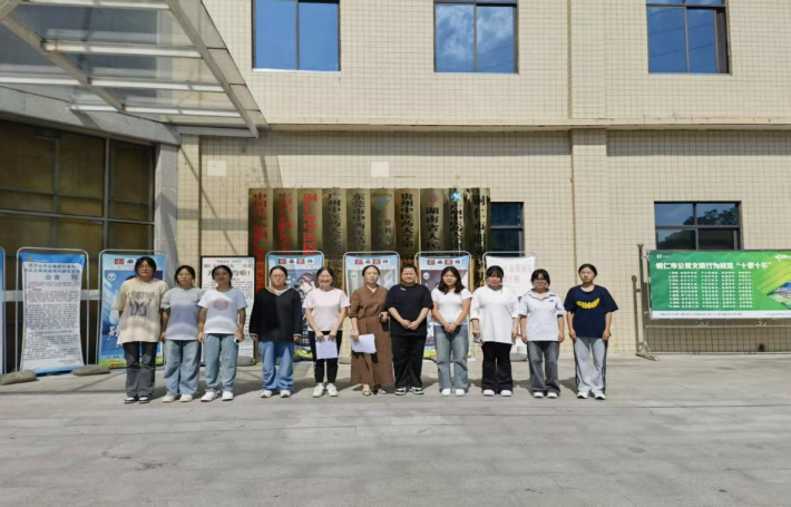铜仁职业技术大学药学院23名学生赴铜仁市各...