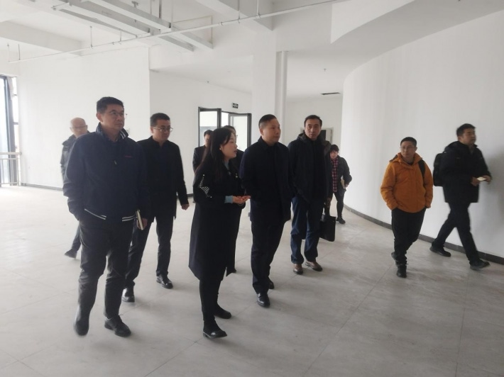 潘建明一行莅临铜仁职业技术大学