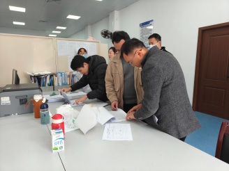 实验实训中心开展耗材专项检查...