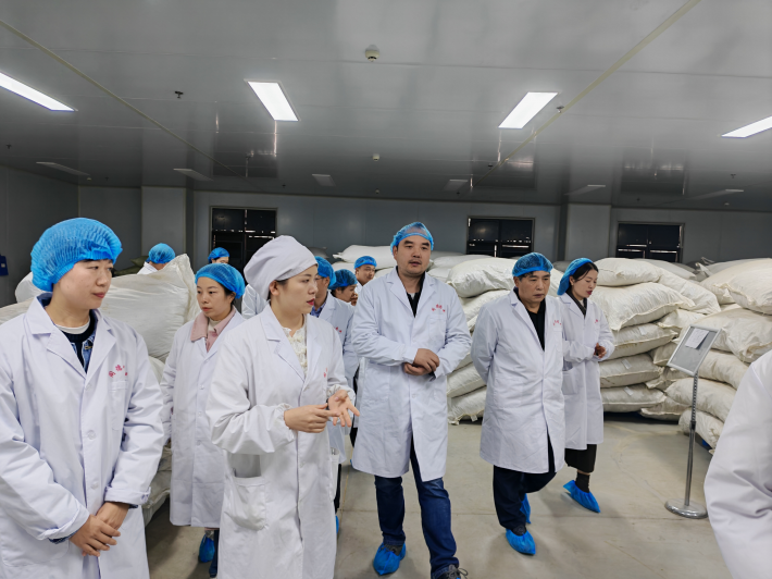 产教融合深化合作 校企协同共育英才 --贵州...